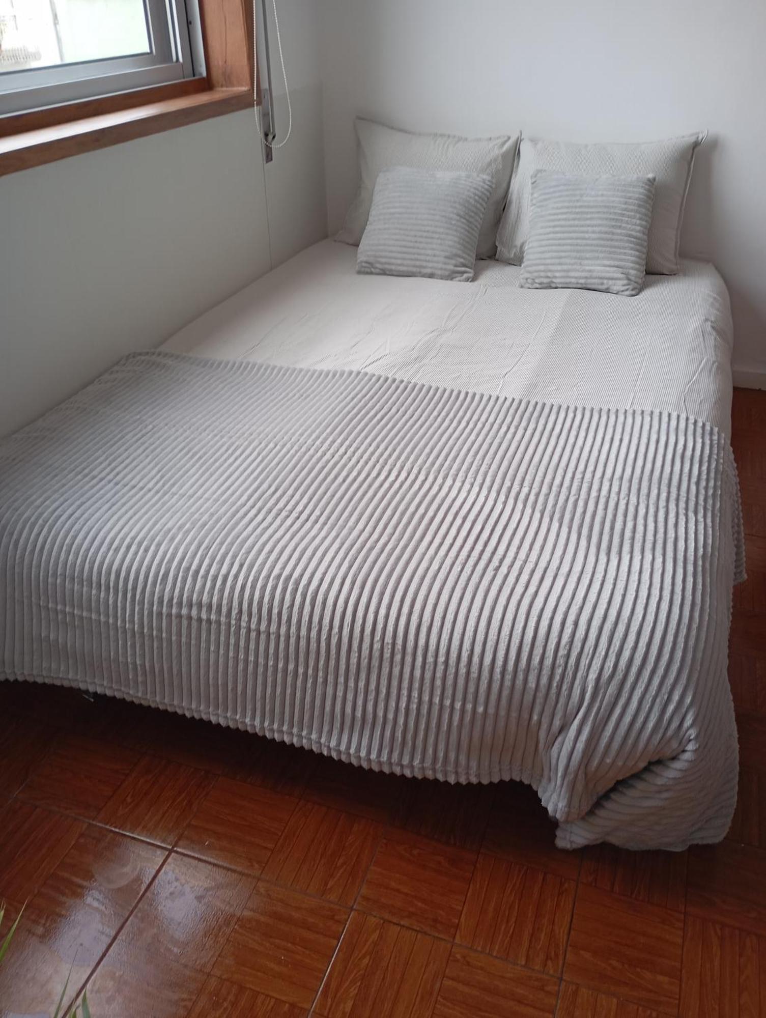 Family Shared House Homestay Porto
