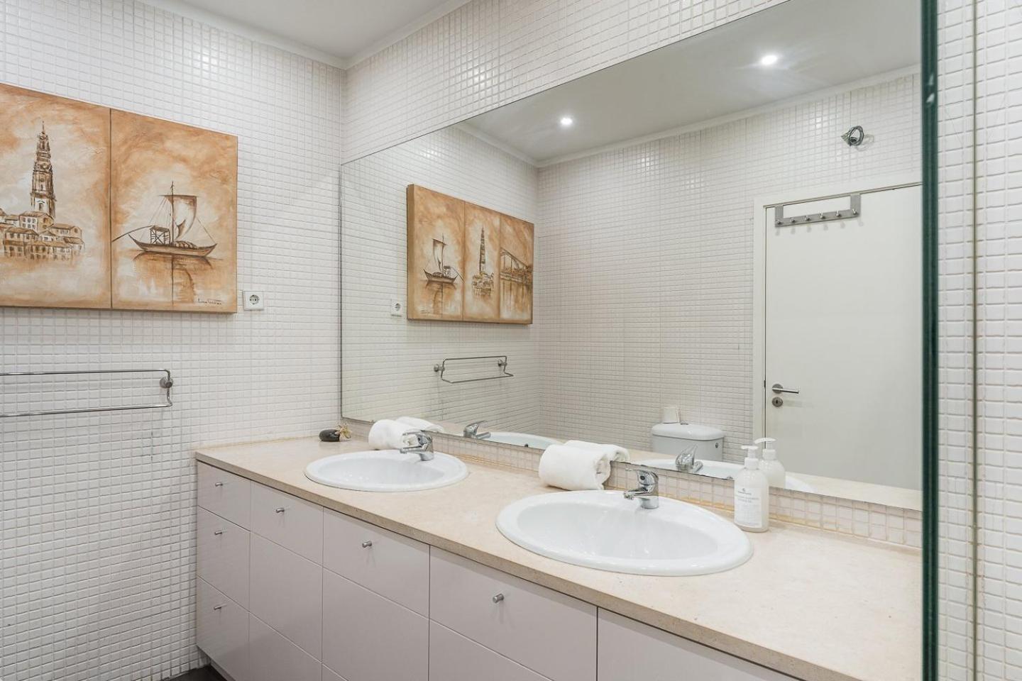 Guestready - Fantastic Overlooking Douro River *