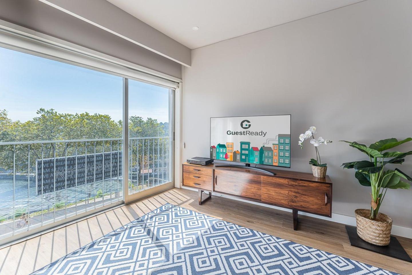 Guestready - Fantastic Overlooking Douro River Porto