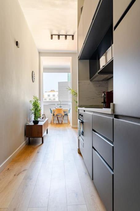 Modern Downtown Apartment Porto