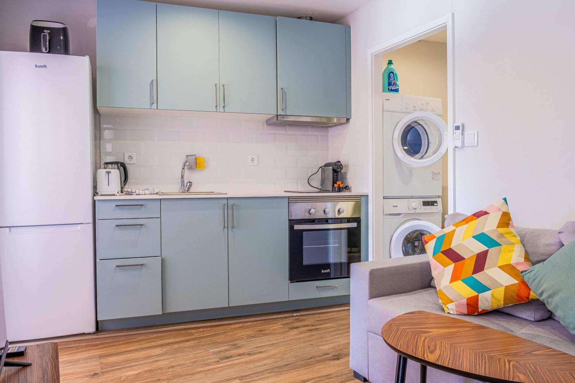 Riverville Apartment *