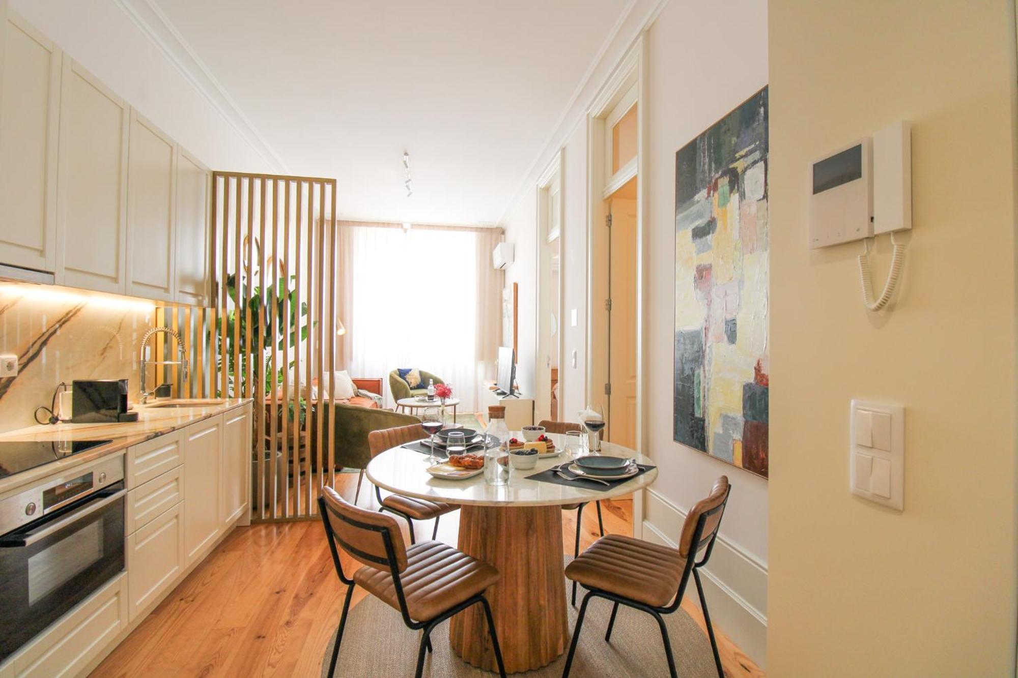 Apartamento Luxurious Flat In Center By Lovelystay Porto