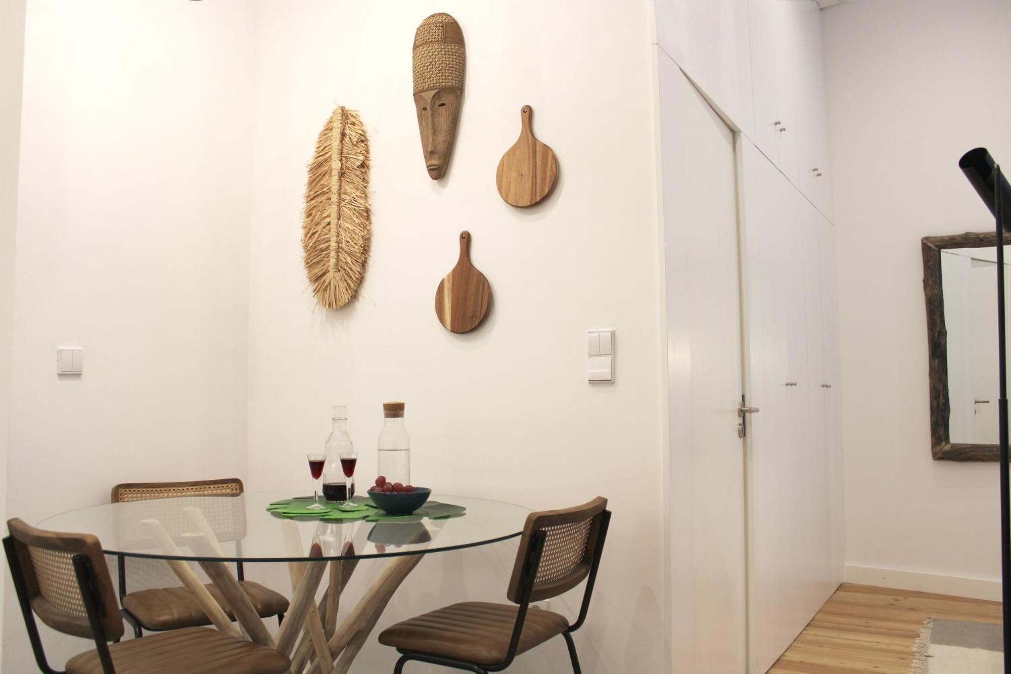 Modern Flat Near Trindade By Lovelystay *
