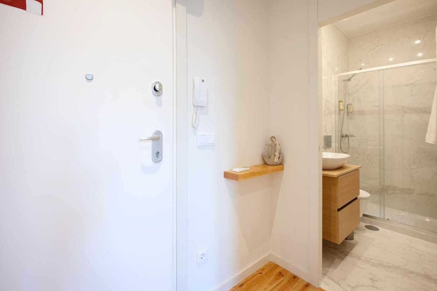 North Side Apartment Porto