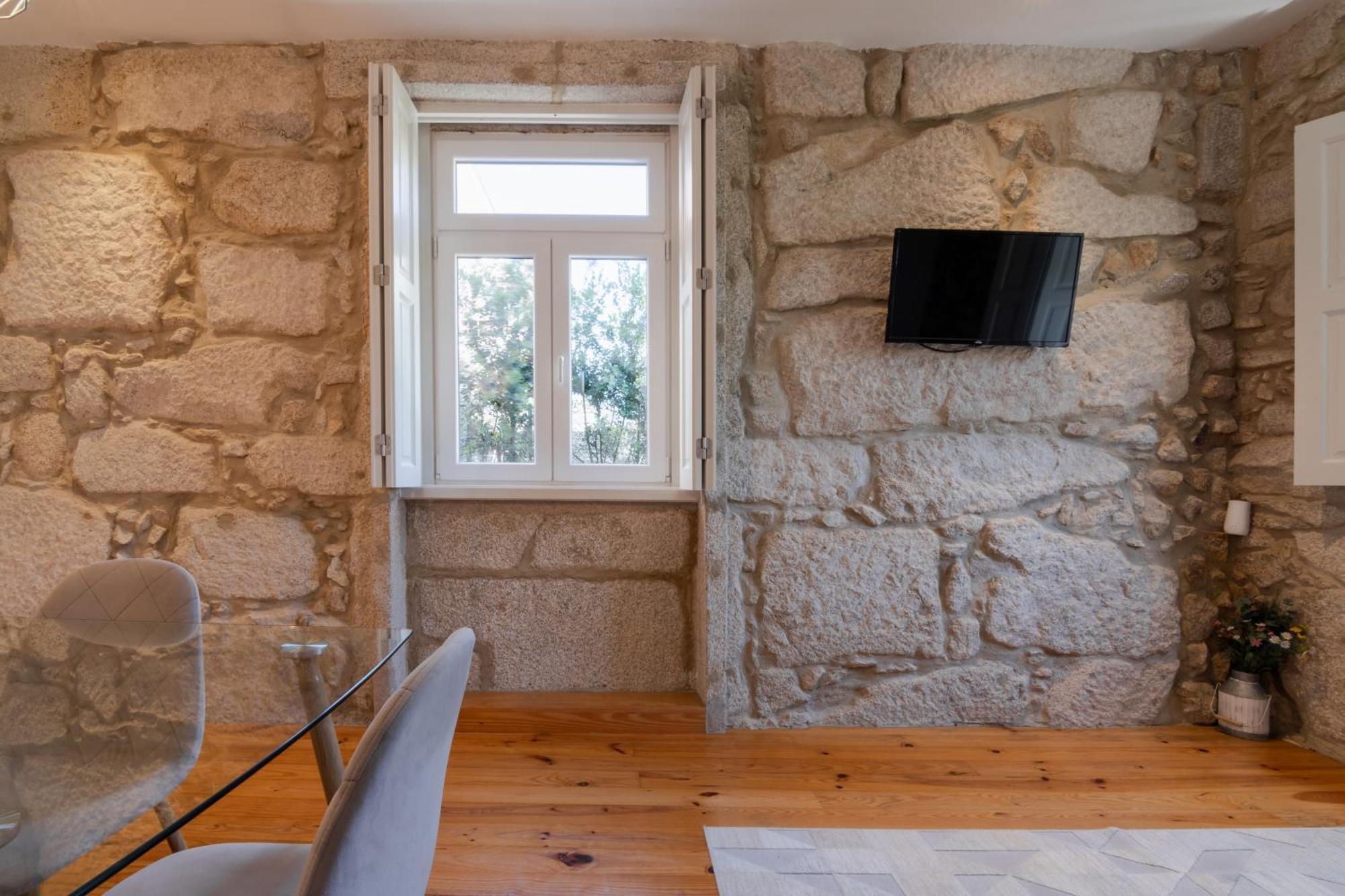 North Side Apartment Porto