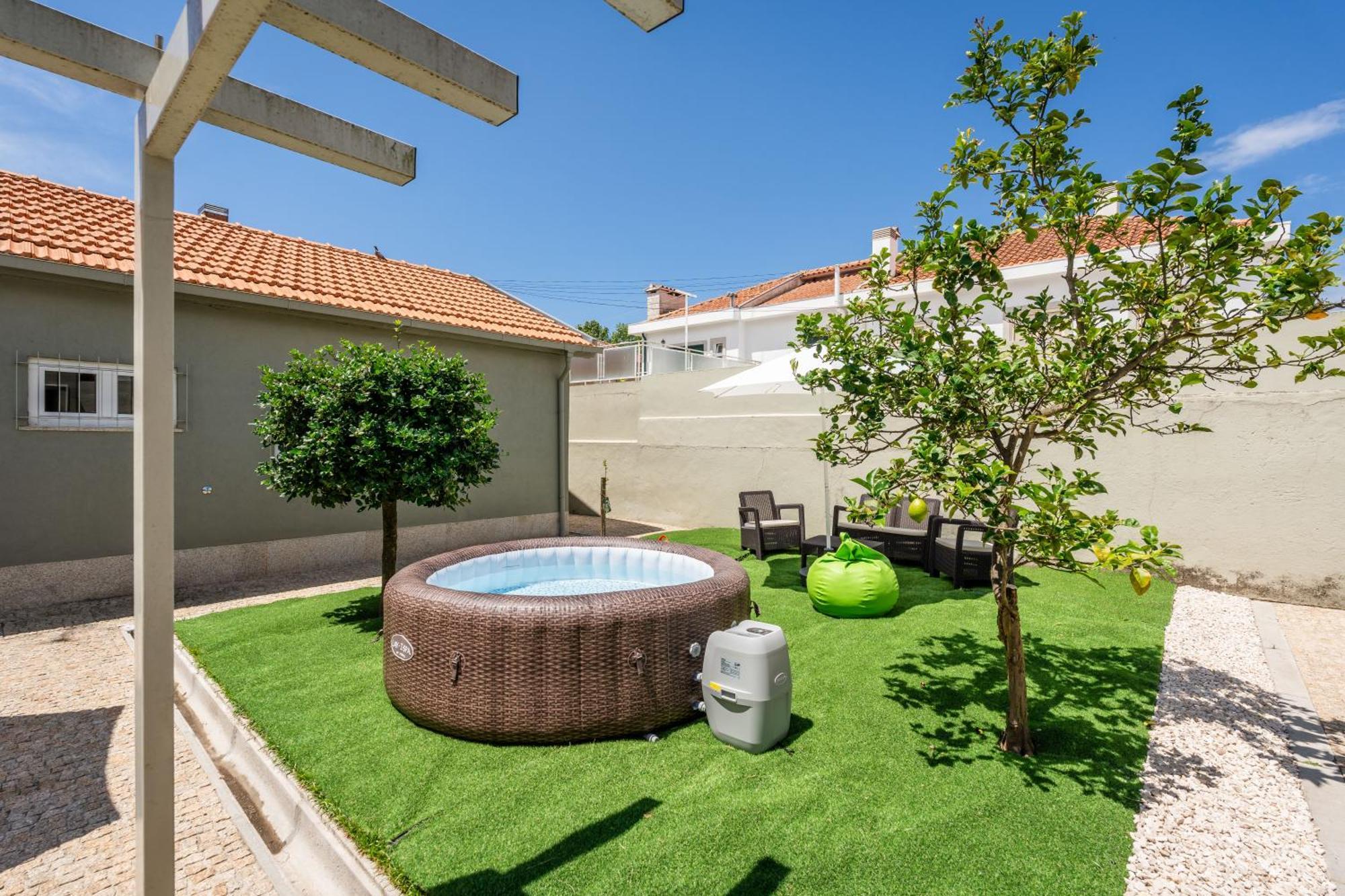 Host Wise - Terrace Delight House W Private Jacuzzi Ferienhaus