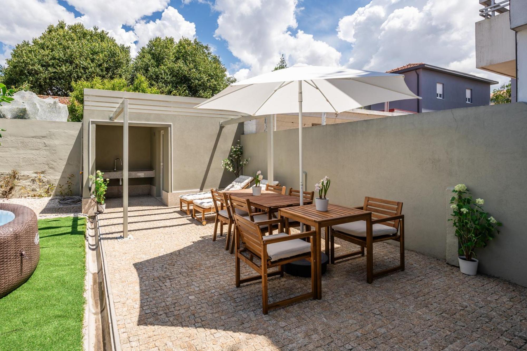 Host Wise - Terrace Delight House W Private Jacuzzi Ferienhaus *