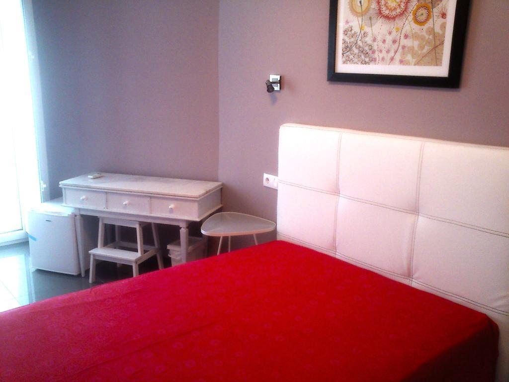 Pinho Apartments, And 2*