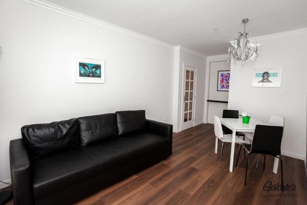 Downtown Spacious Flat In A Calm Street *