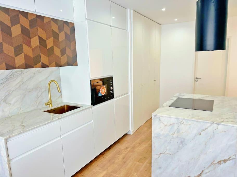 Penthouse Lux *