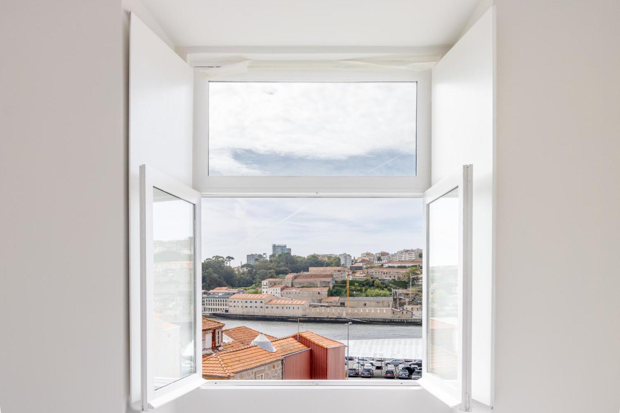 Riverville Apartment
