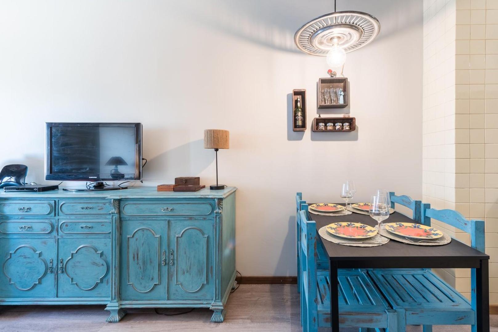 Woodwork Apartment *