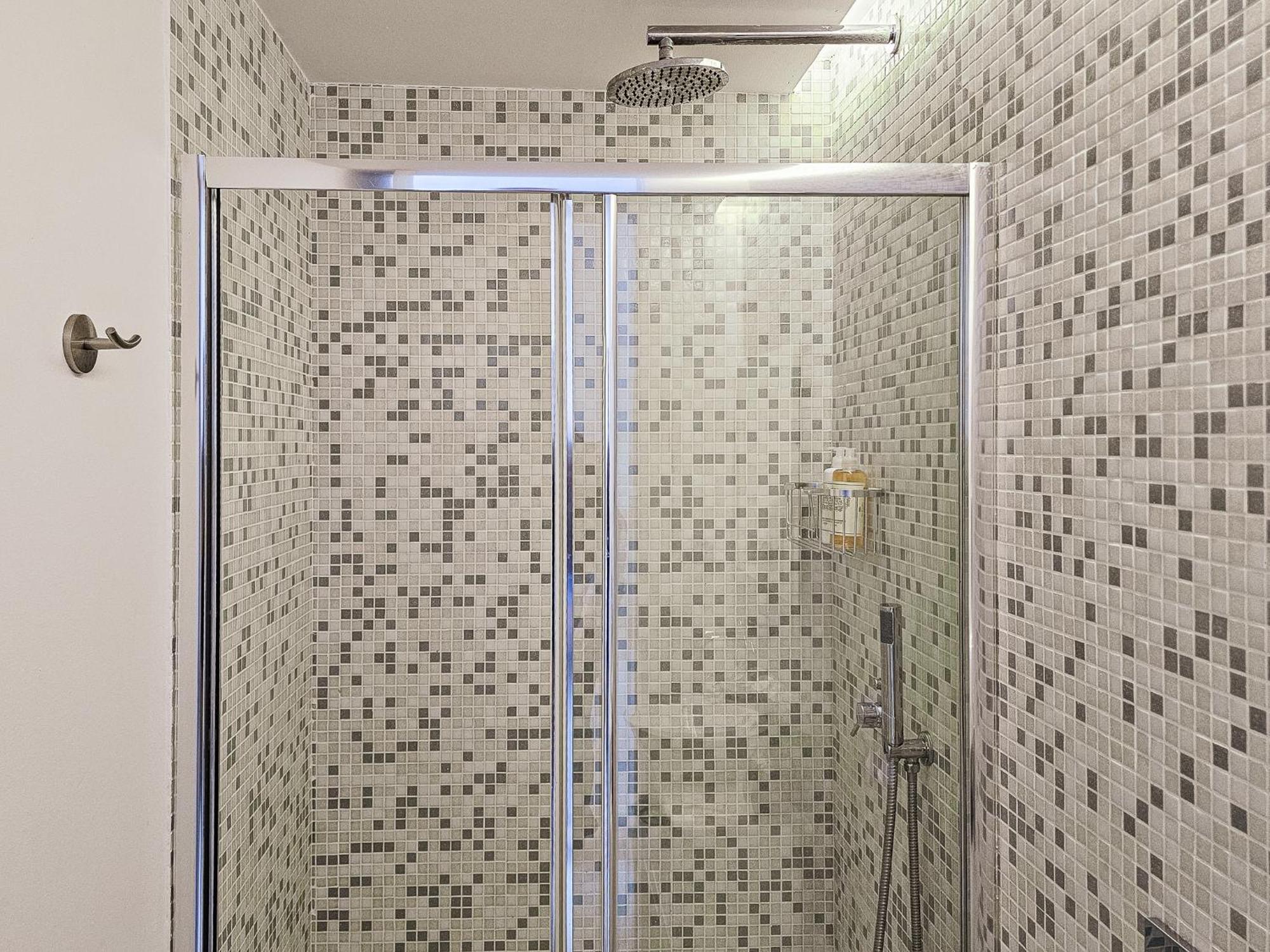Wonderful Flat In Bonfim By Lovelystay Apartment