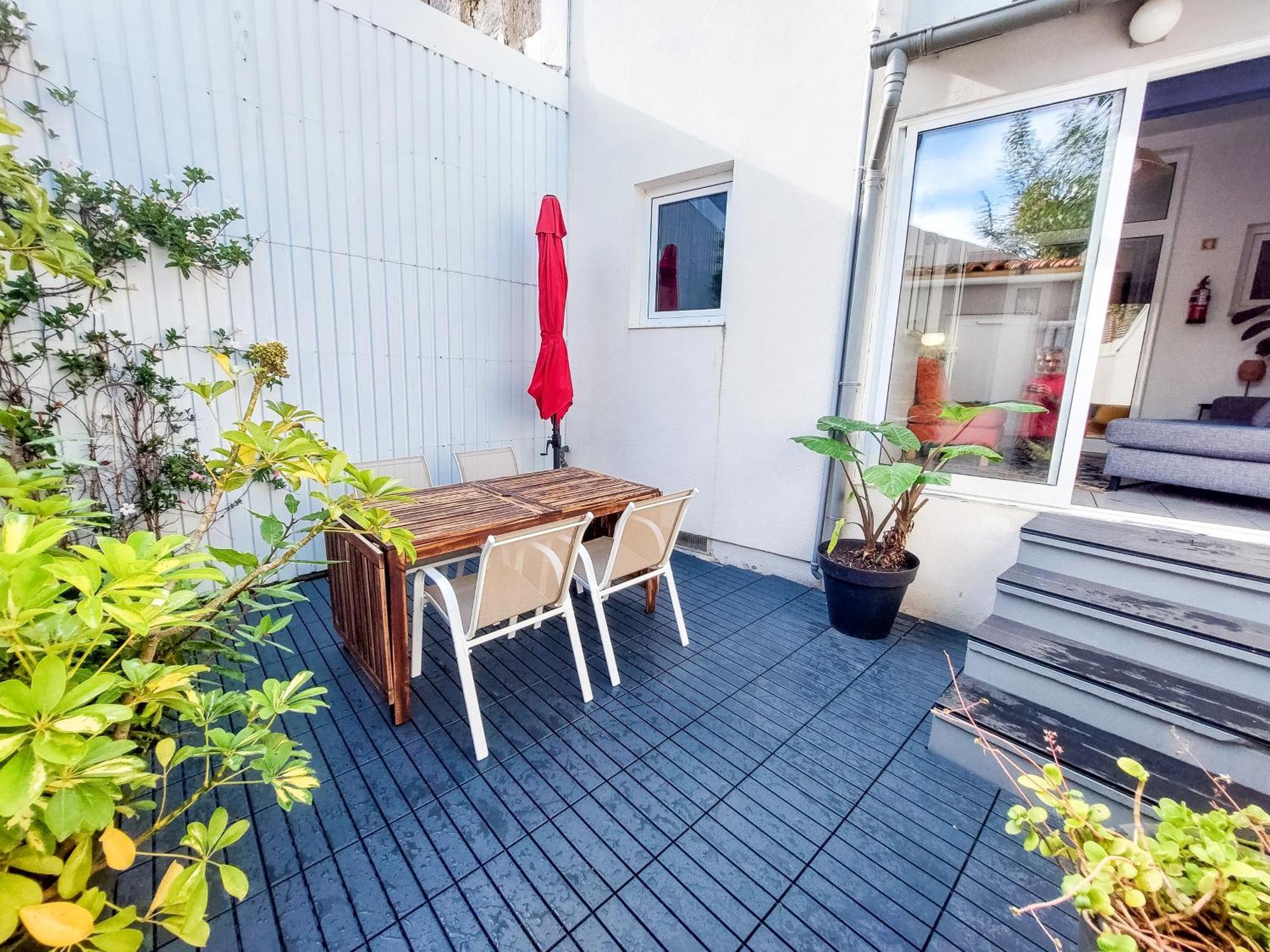 Apartment Bluetile Sol