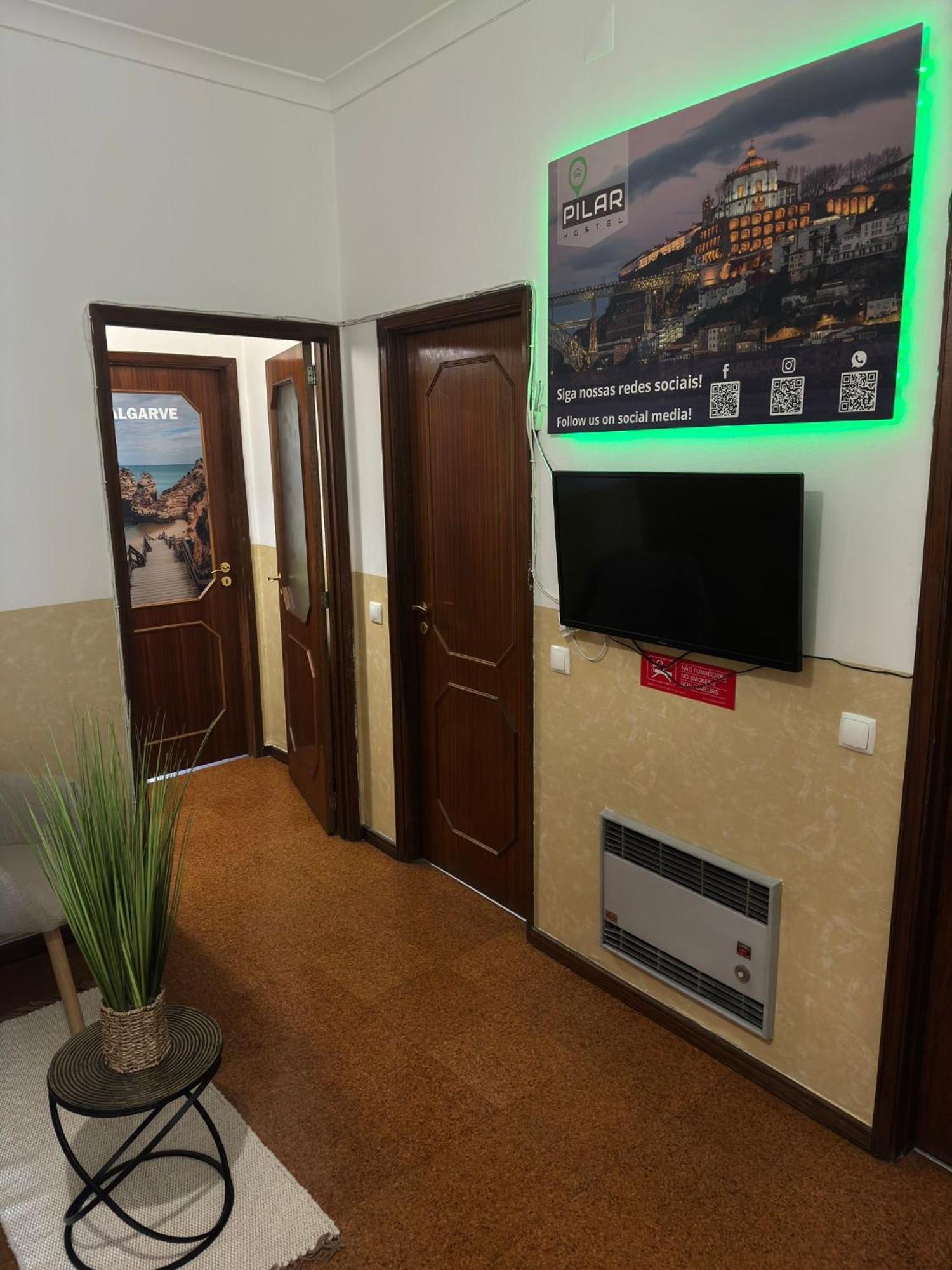 Pilar - Rua De Santa Catarina - Hostel Porto