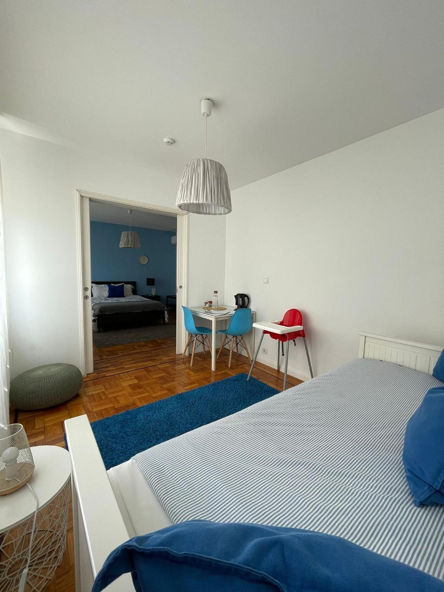 Bed & Breakfast 100 Contos