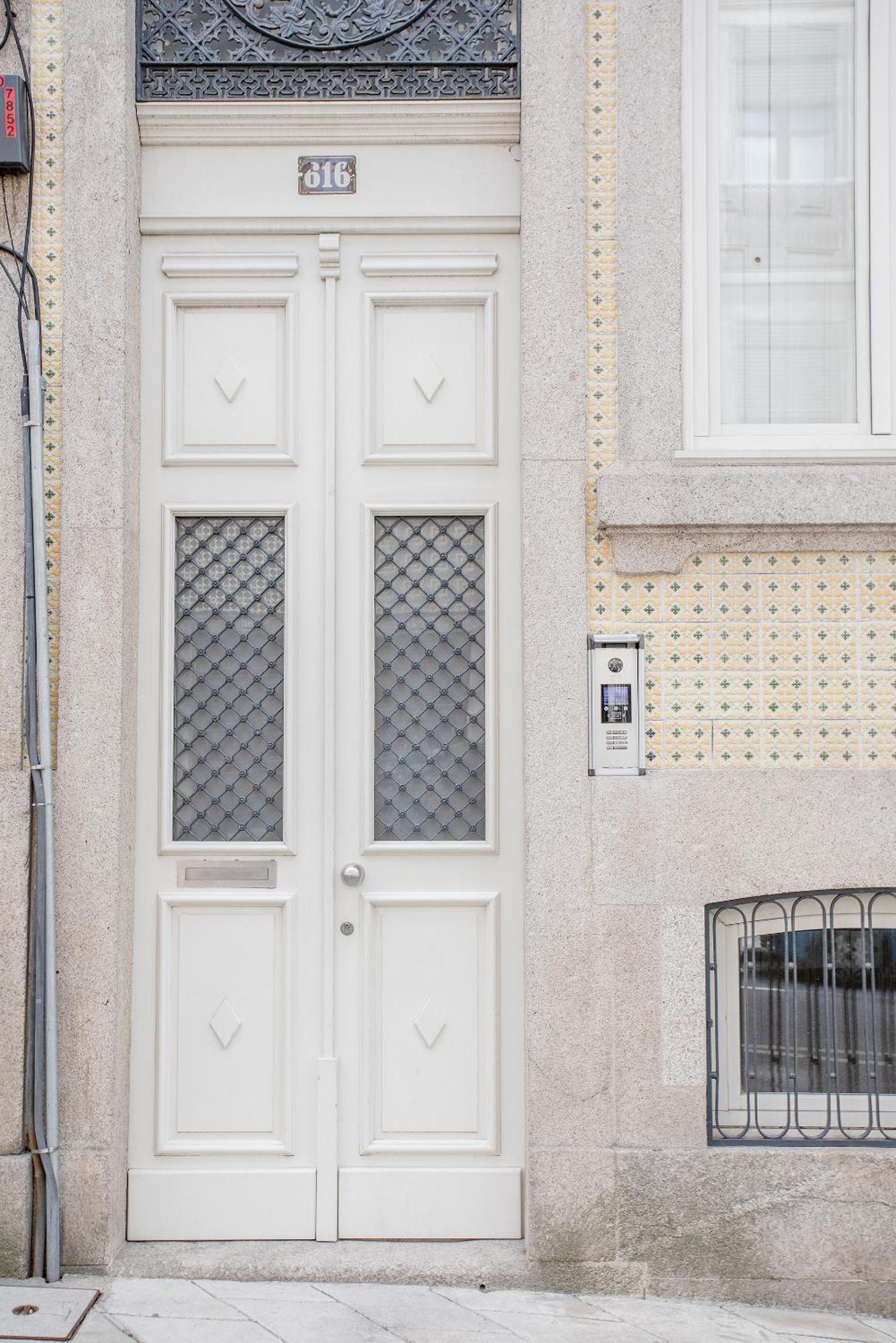 Liiiving In - Downtown Balcony Appartement Porto