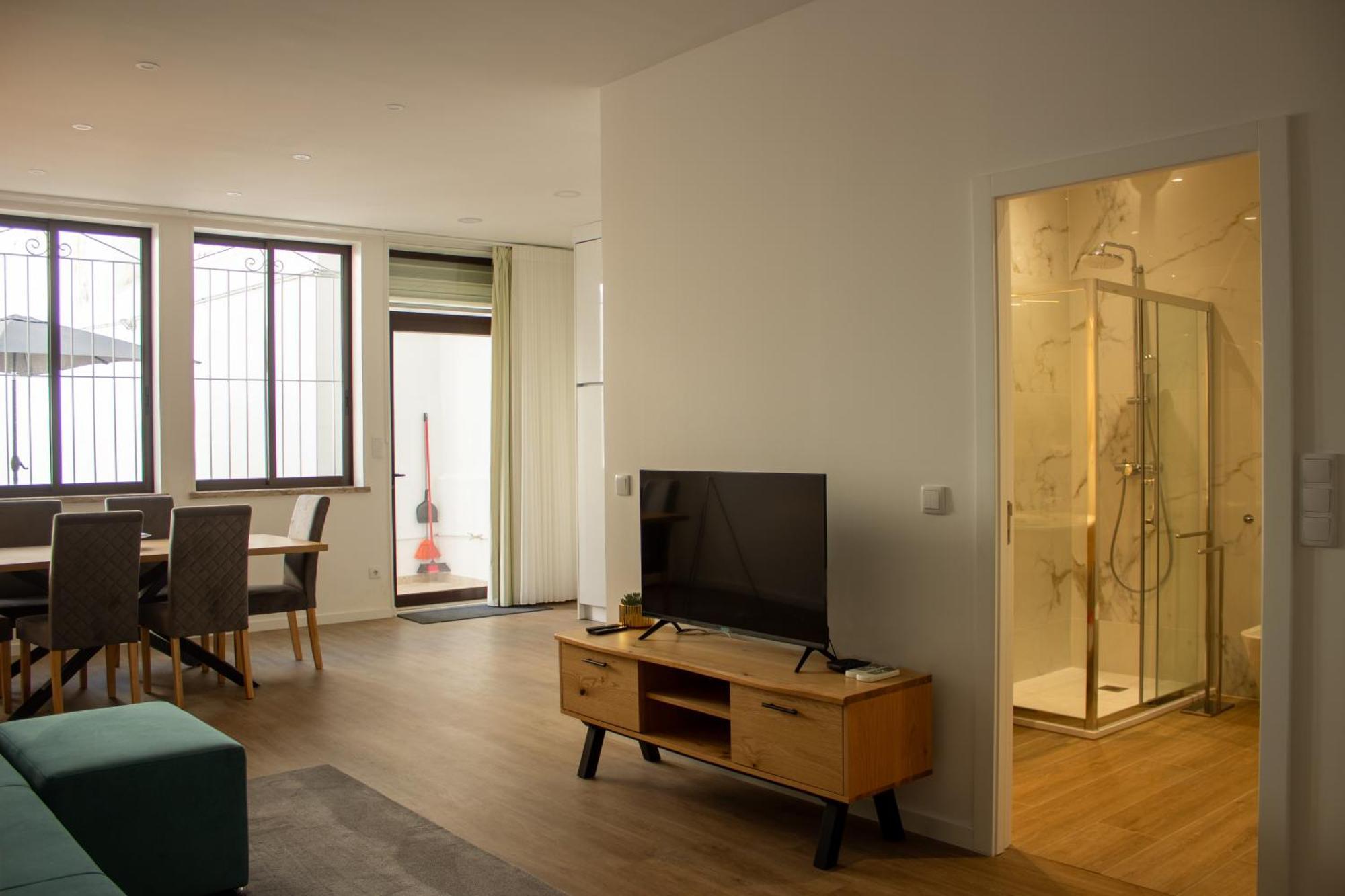 Orm- Flores Apartment