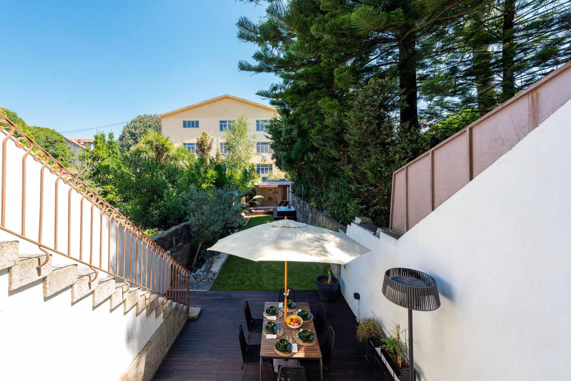 Bmyguest - The Marquis Luxury Garden