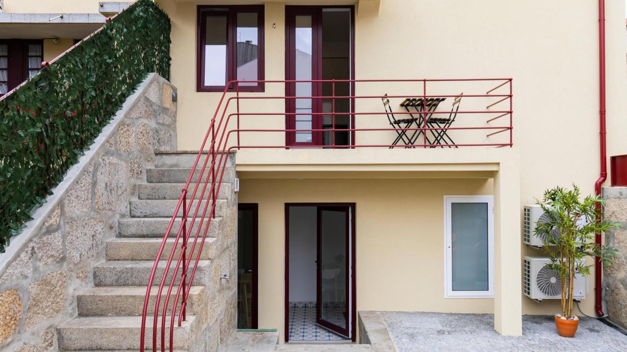Stop & Relax - Parking Apartment