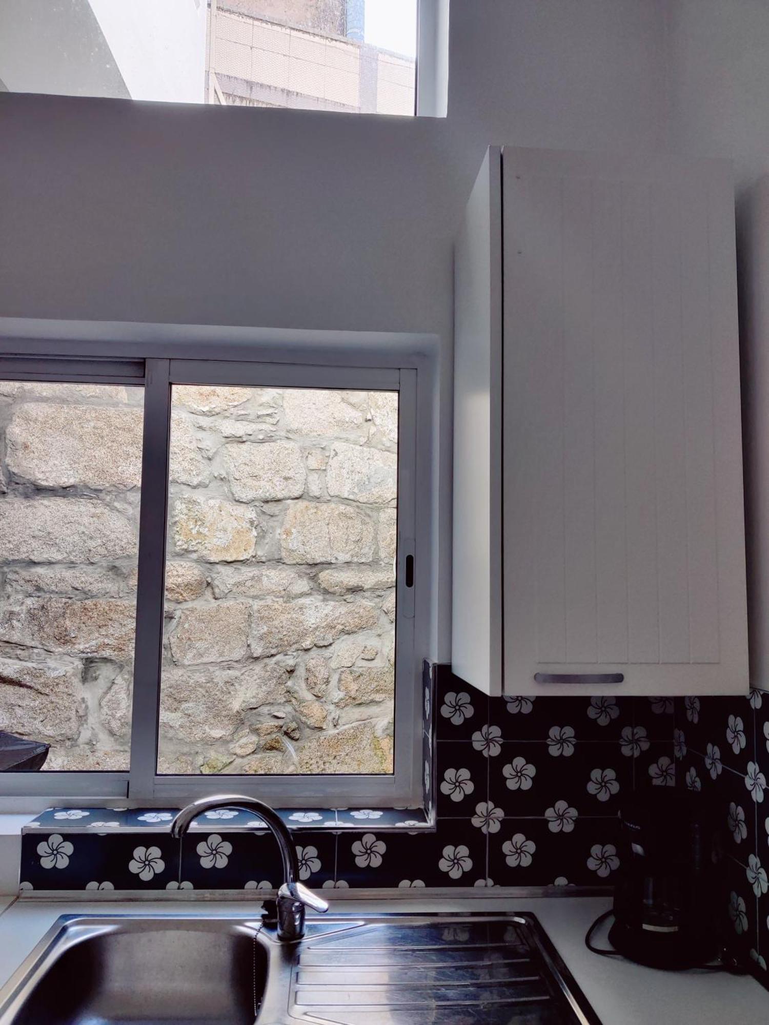 Stonehouse With Terrace Apartment Porto