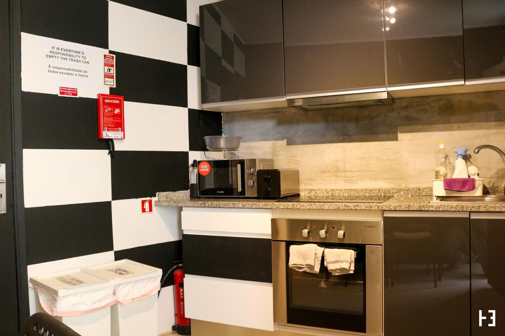 Homestay Habitacao Essencial - Away From