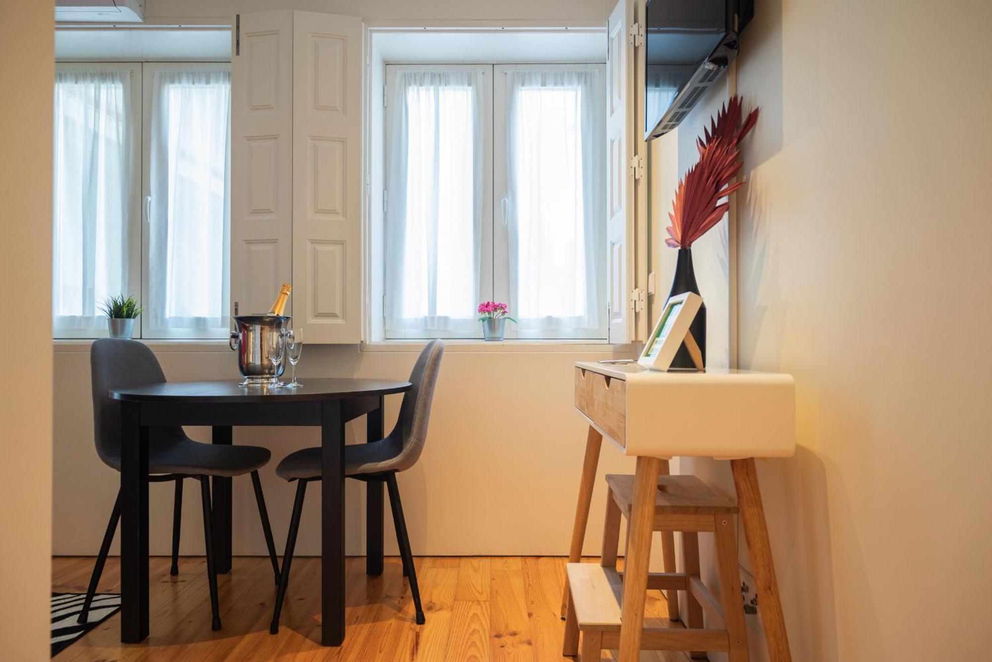 Modern Loft W Ac Downtown And Metro *