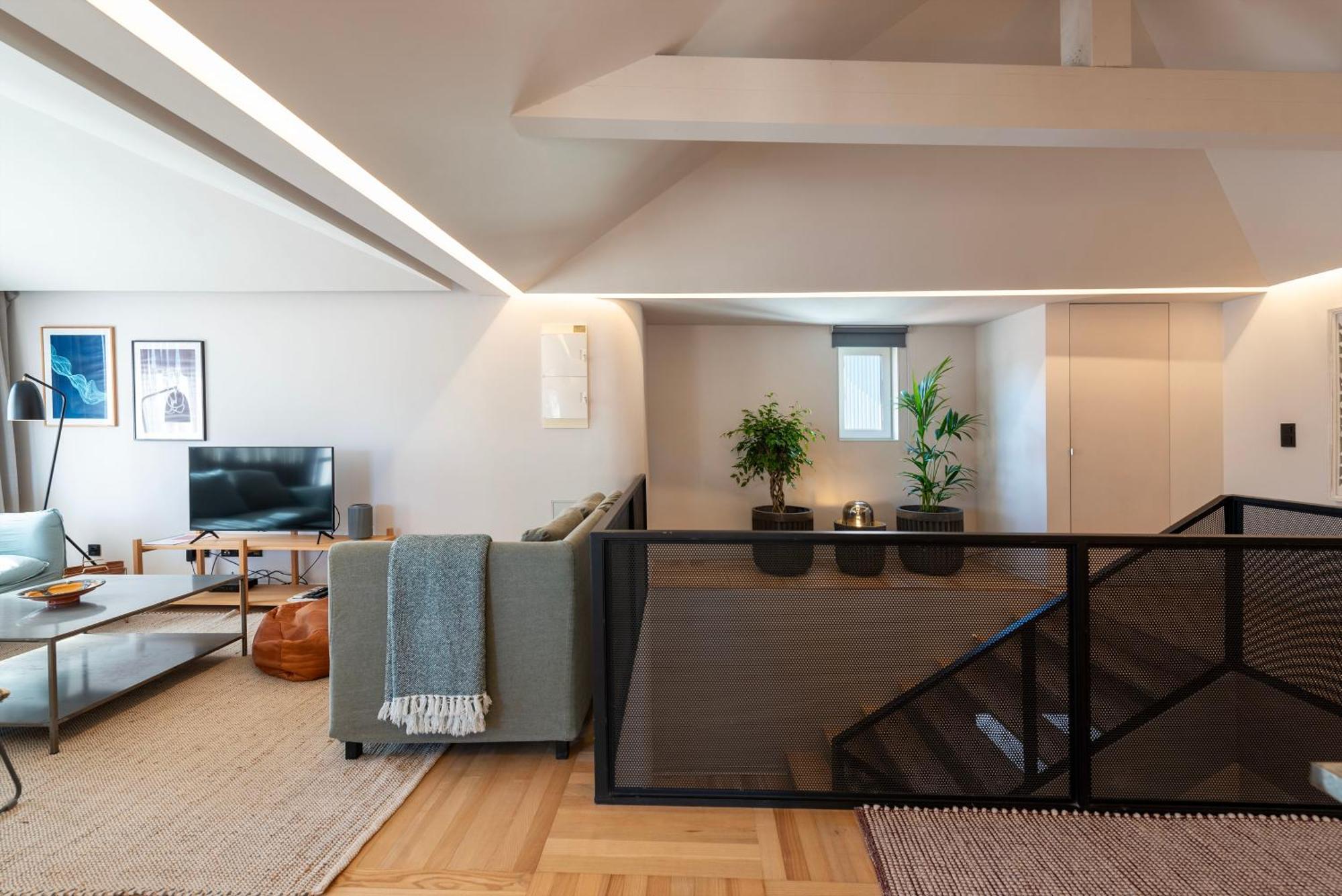 Prime Riverside Duplex Porto
