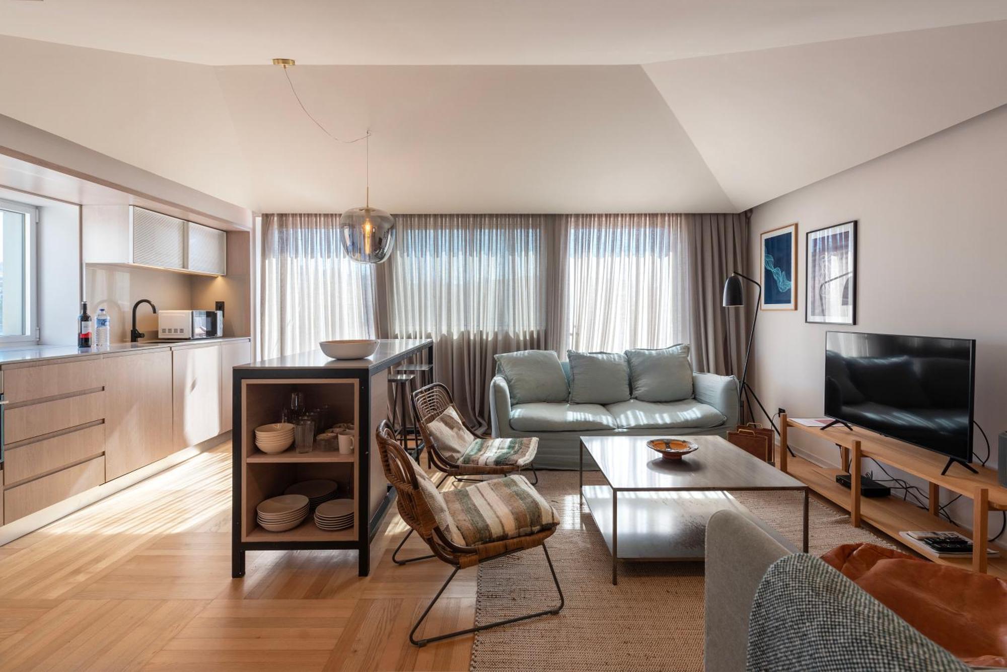 Prime Riverside Duplex Apartment Porto