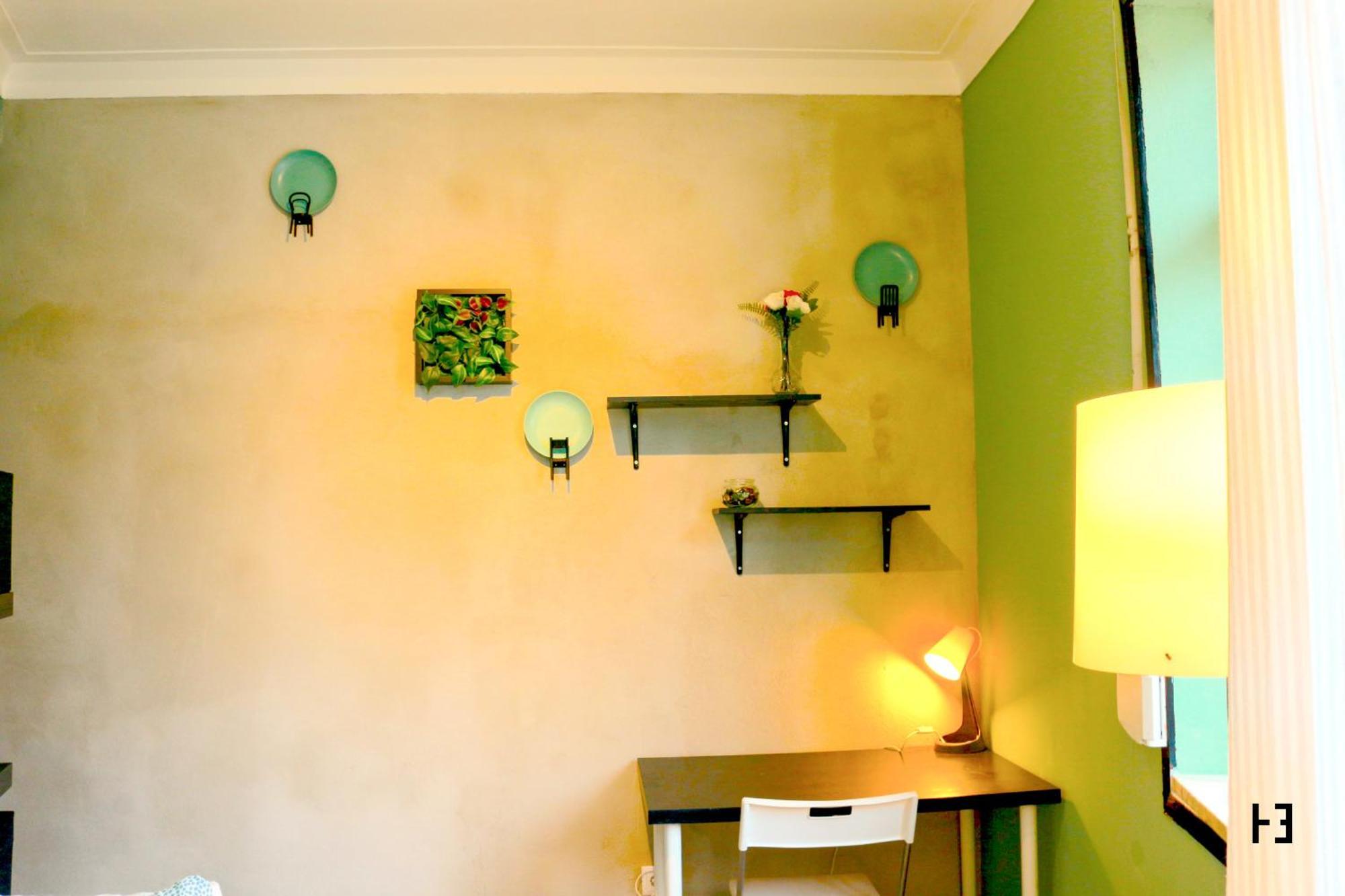Homestay Habitacao Essencial - Away From Porto