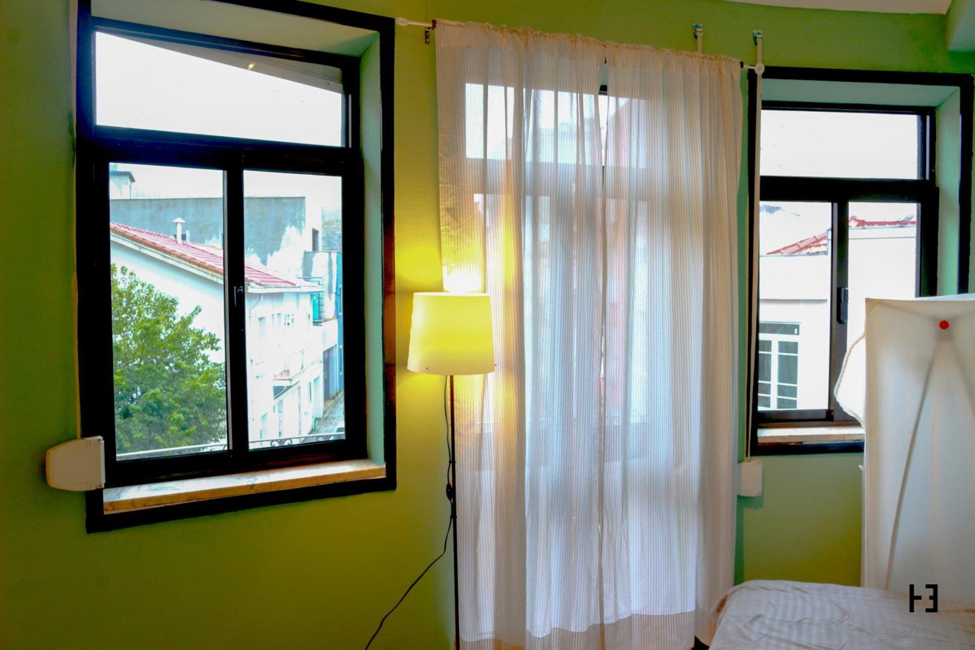Habitacao Essencial - Away From Homestay *