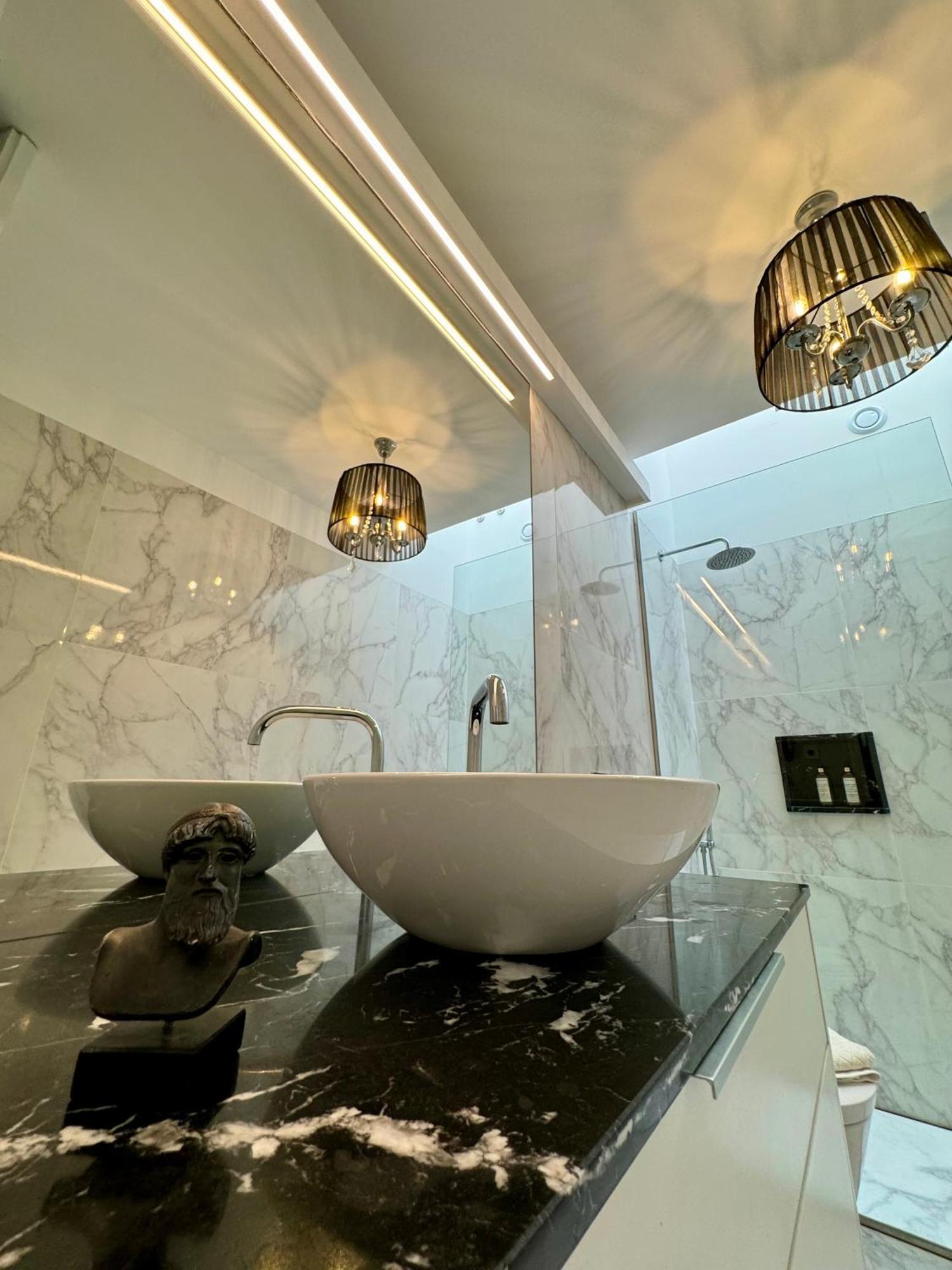 Villa Exclusive Luxury With S-pool & Garden *