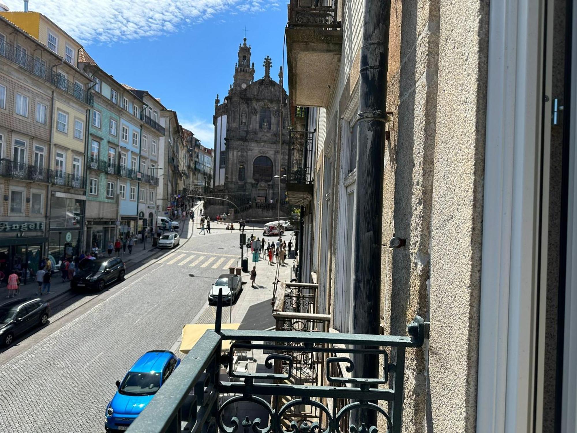 Lit - Clerigos Porto