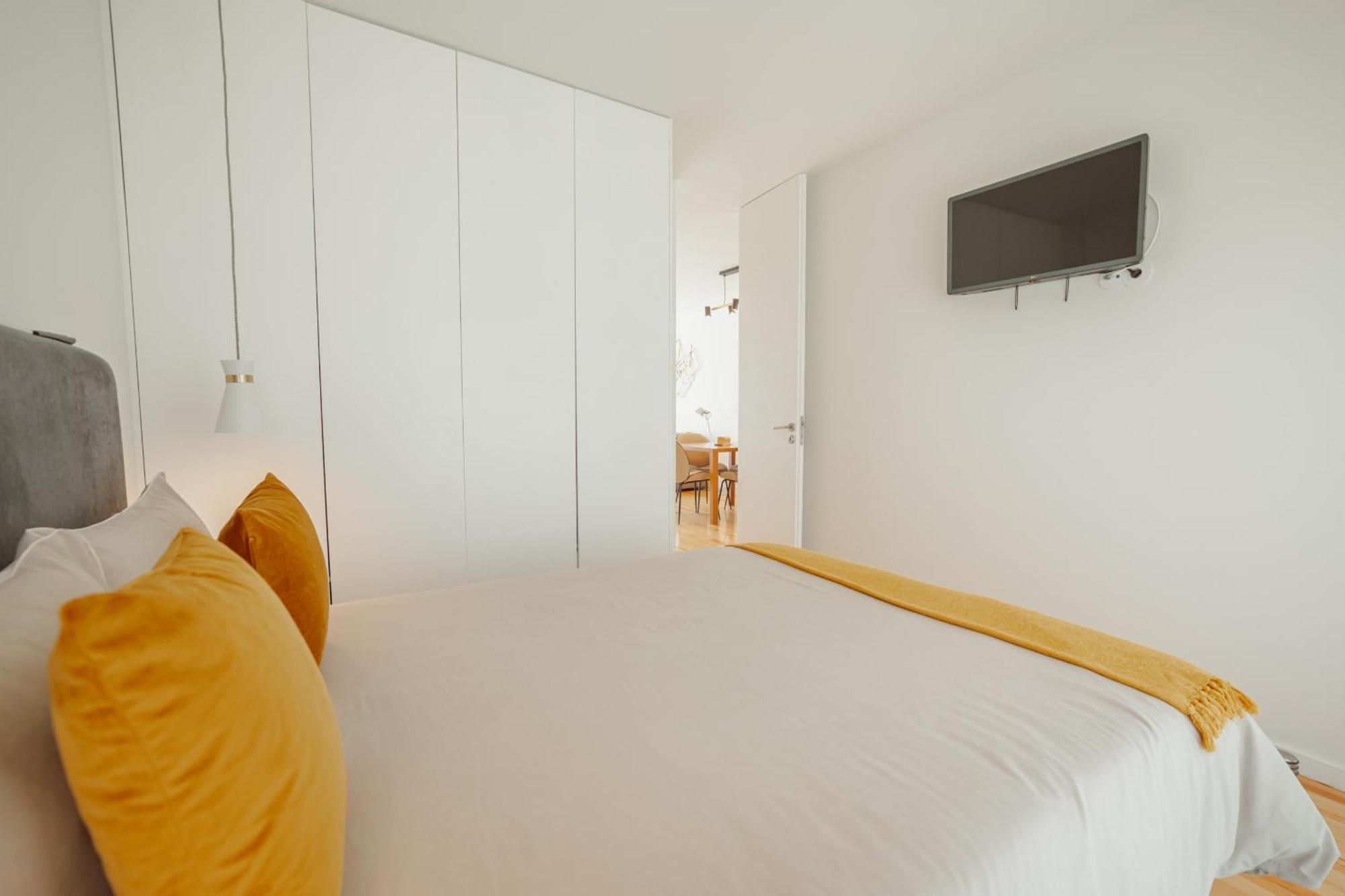 Panoramic Views With Terrace By Vacationy Apartment Porto