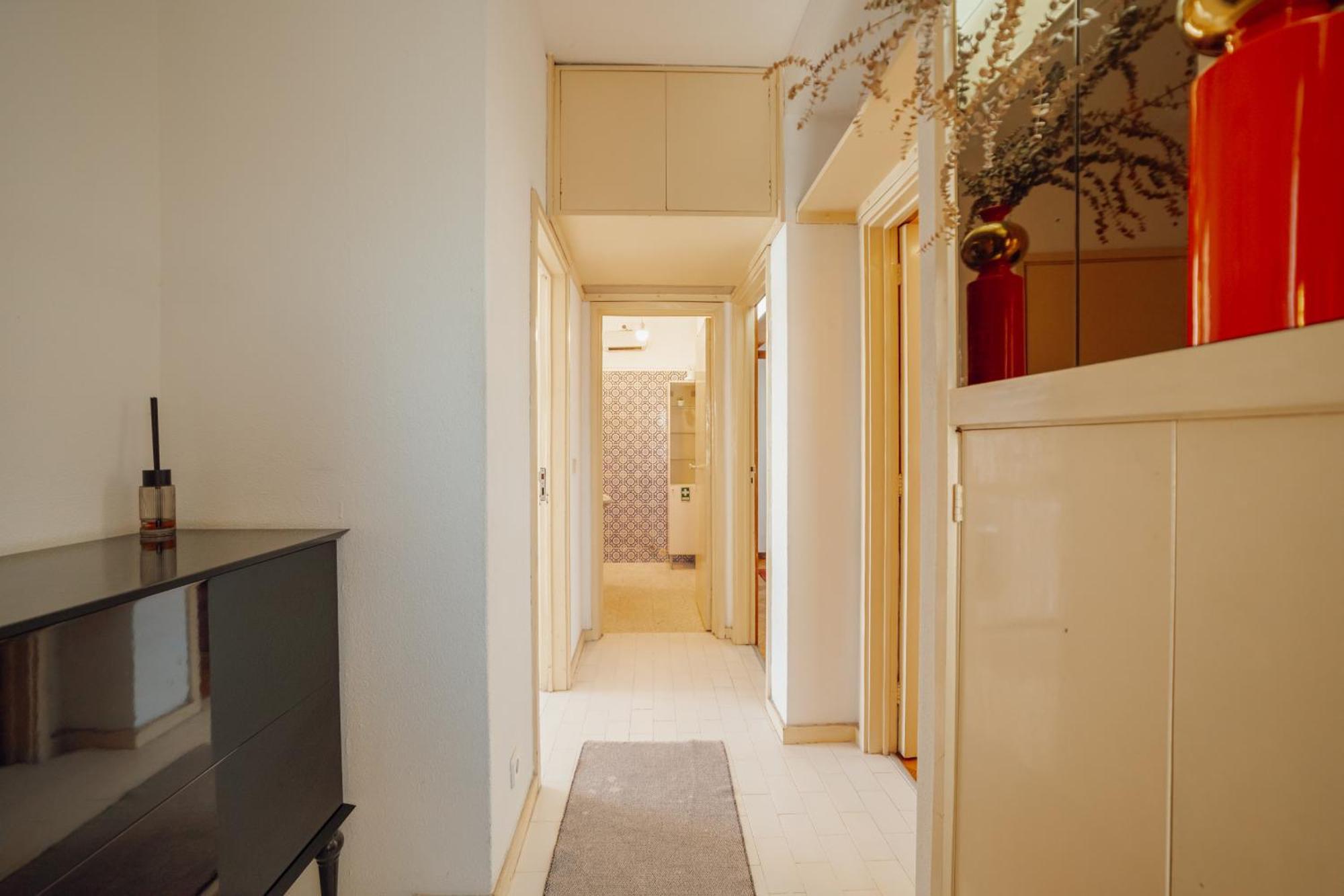 Apartment Downtown Classic With Terrace By Vacationy Porto