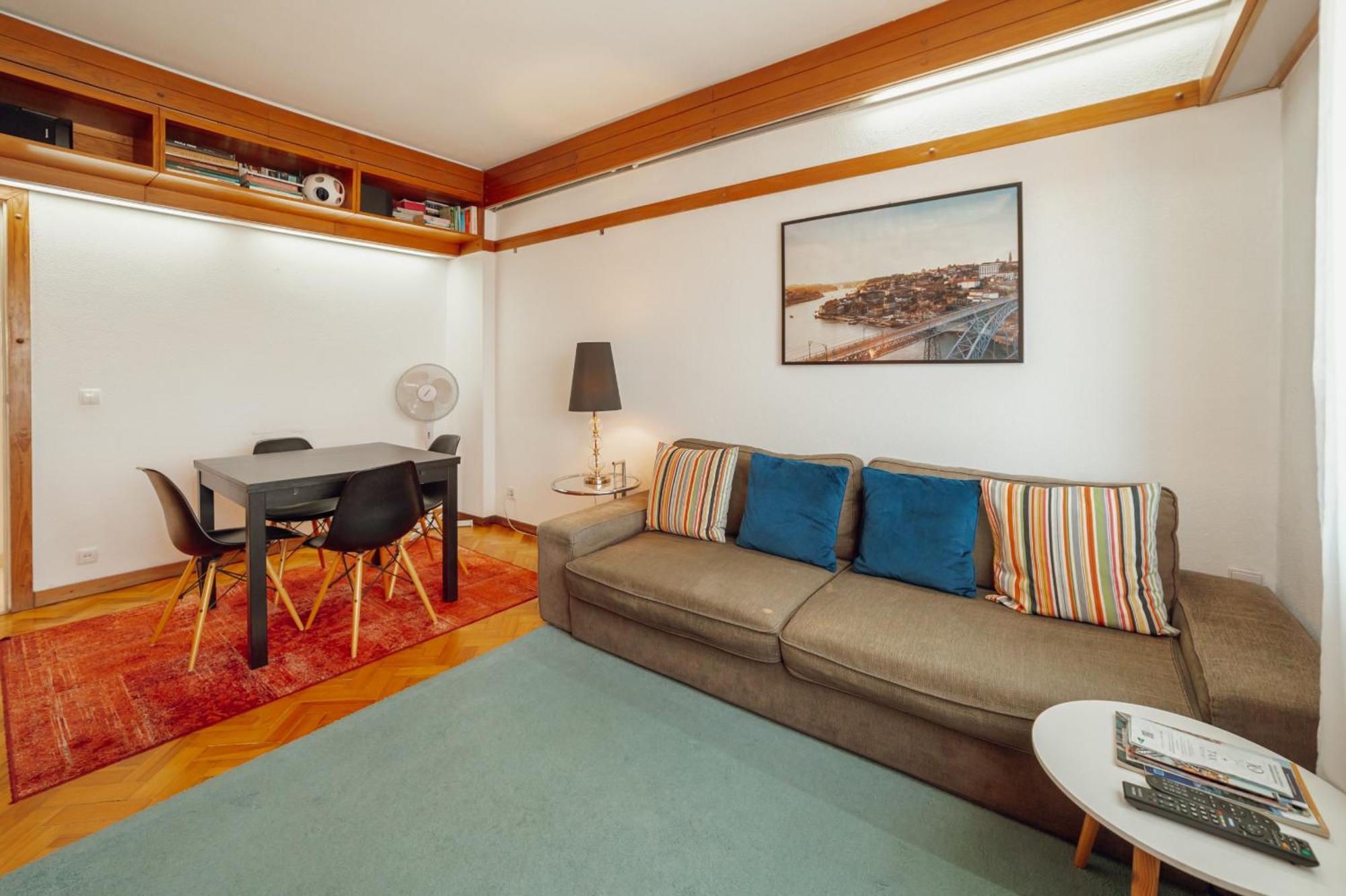 Apartment Downtown Classic With Terrace By Vacationy *
