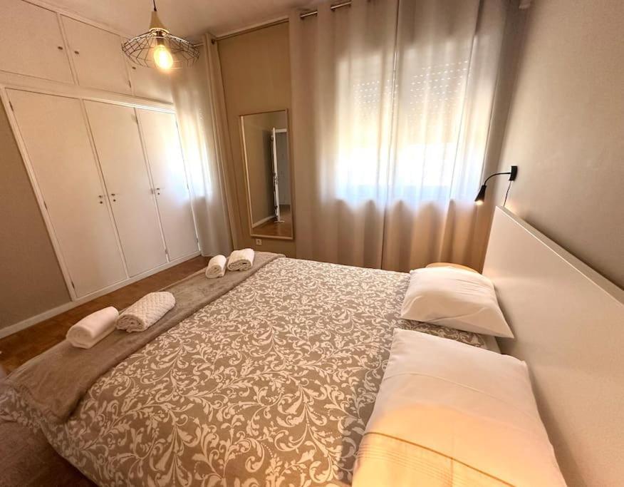 Appartement Renovado Com Ac, 2 Wc Completos, Terraco E Garagem Porto
