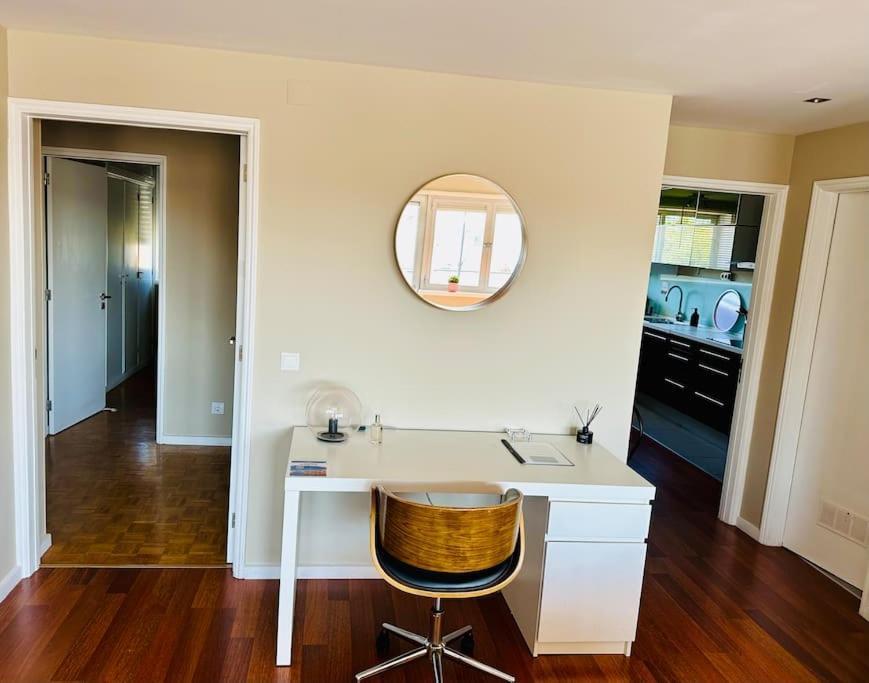 Appartement Renovado Com Ac, 2 Wc Completos, Terraco E Garagem Porto
