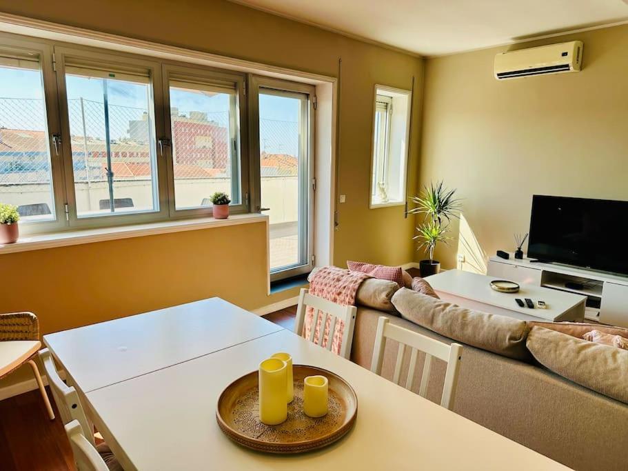Appartement Renovado Com Ac, 2 Wc Completos, Terraco E Garagem *