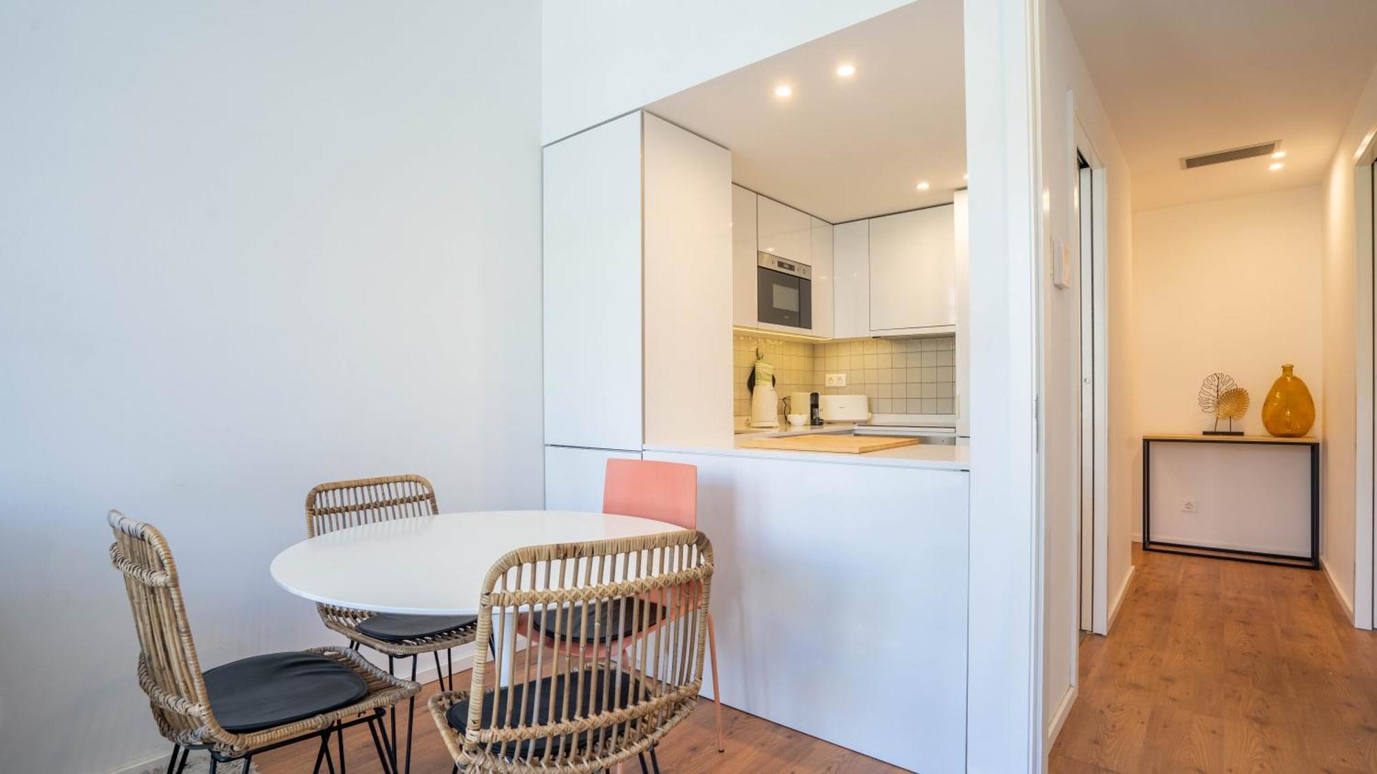 Retreat W Free Parking By Lovelystay