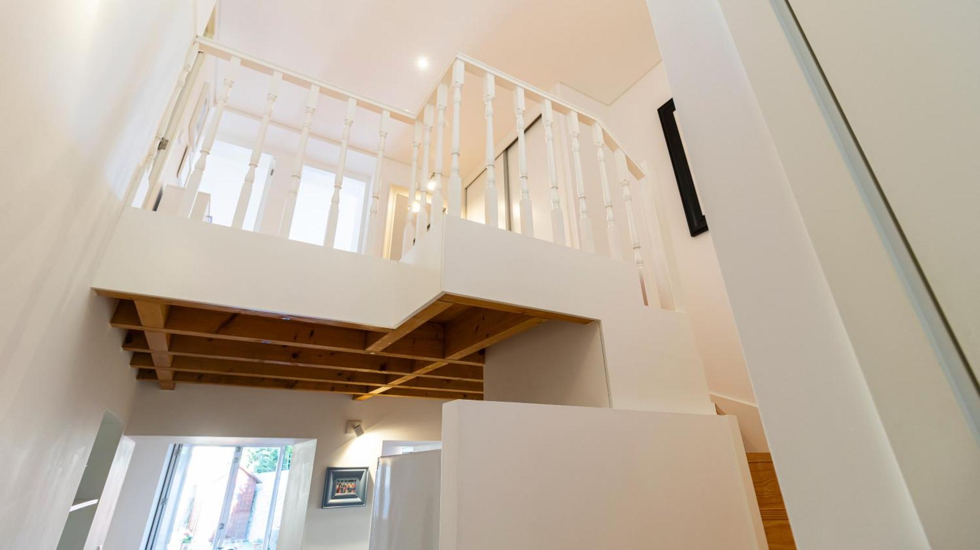 Center Duplex W Patio By Lovelystay Porto