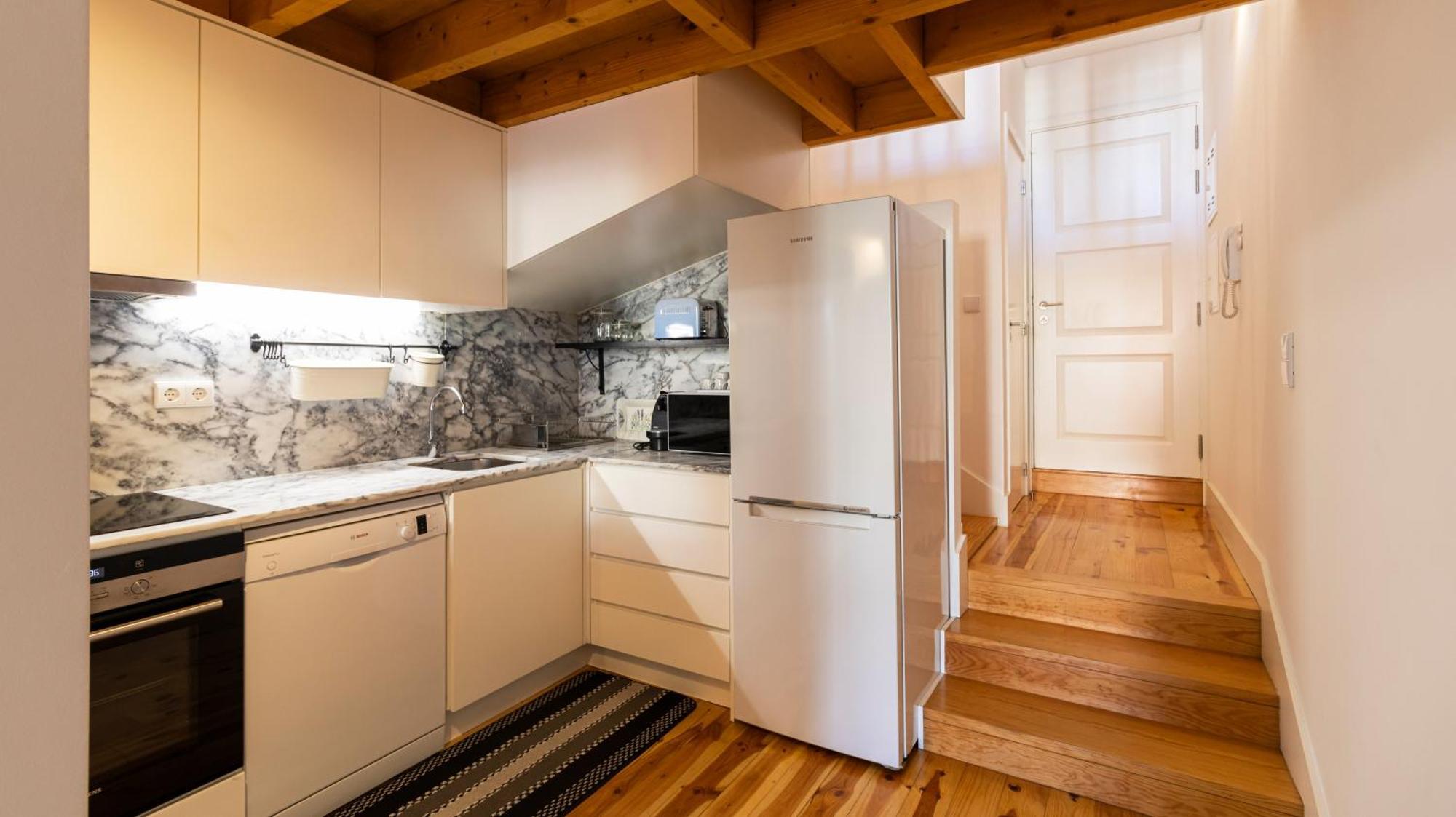 Apartamento Center Duplex W Patio By Lovelystay Porto
