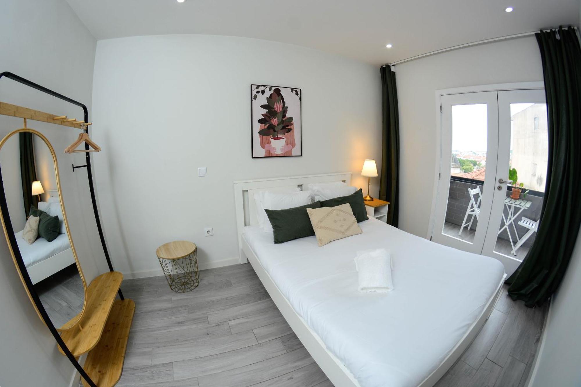 Apartment Travel And Live