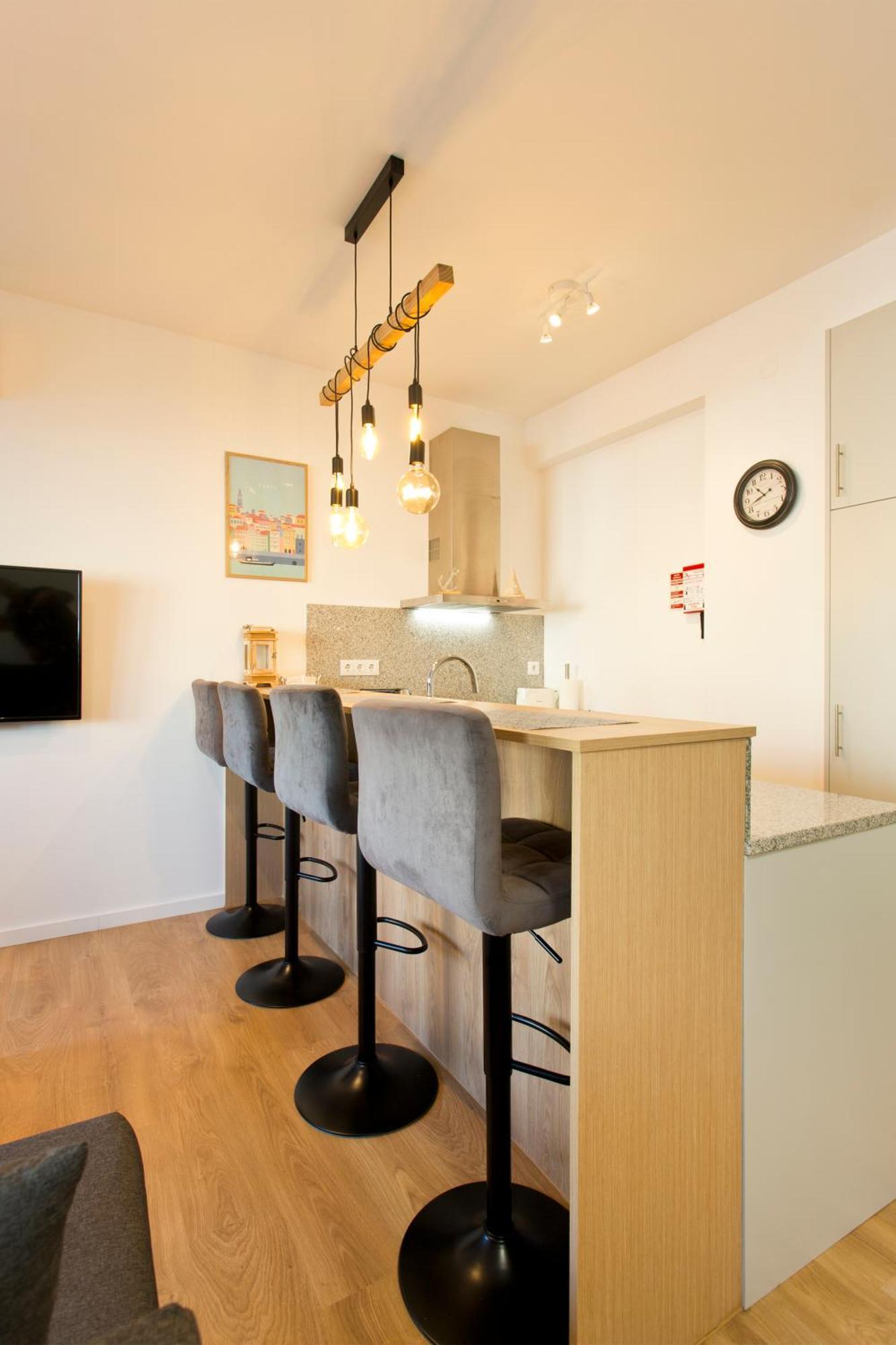 Casa Roberto - Apartment, Lift, Ac, Car Parking - Extra