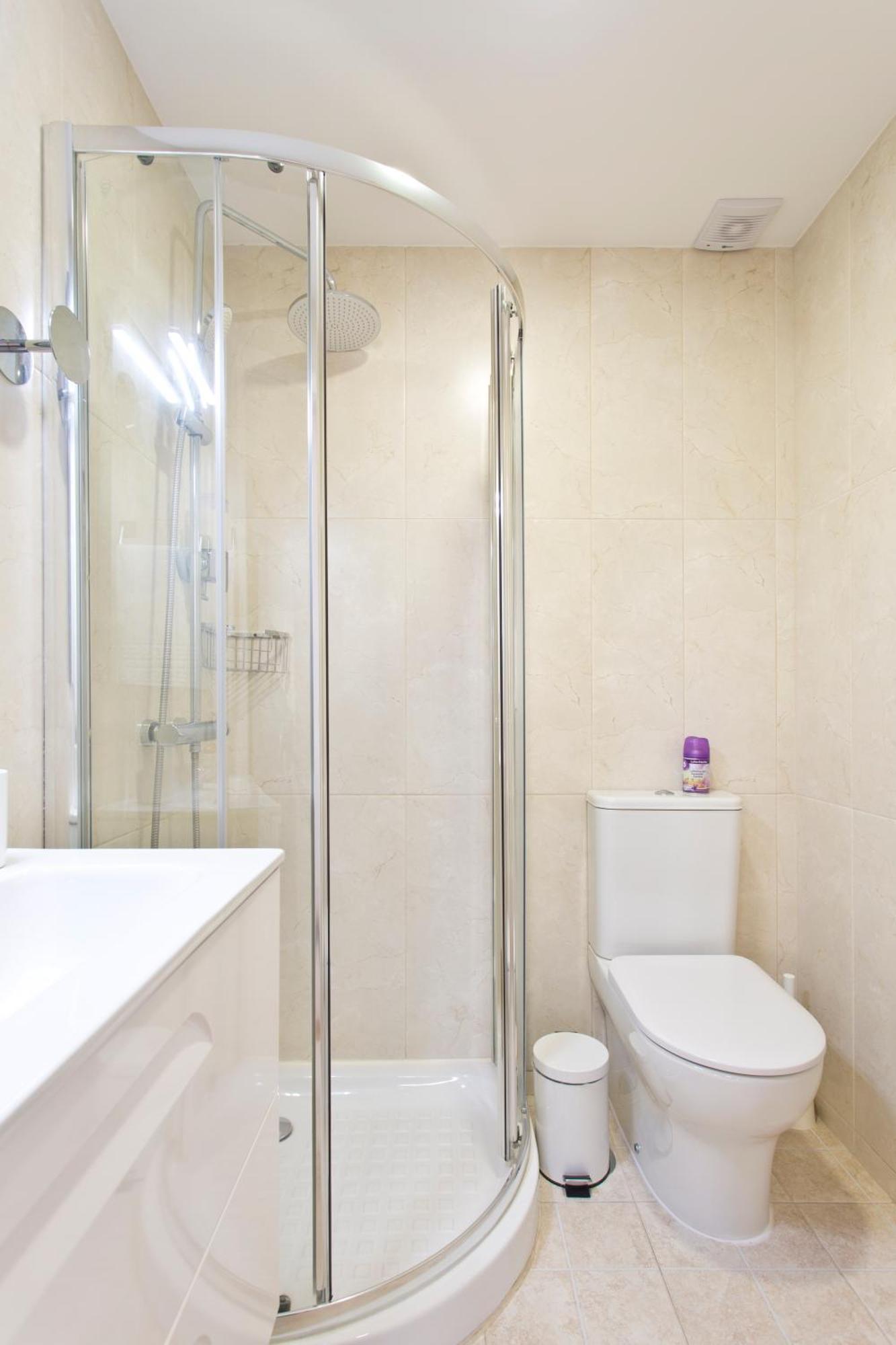 Casa Roberto - Apartment, Lift, Ac, Car Parking - Extra Apartment