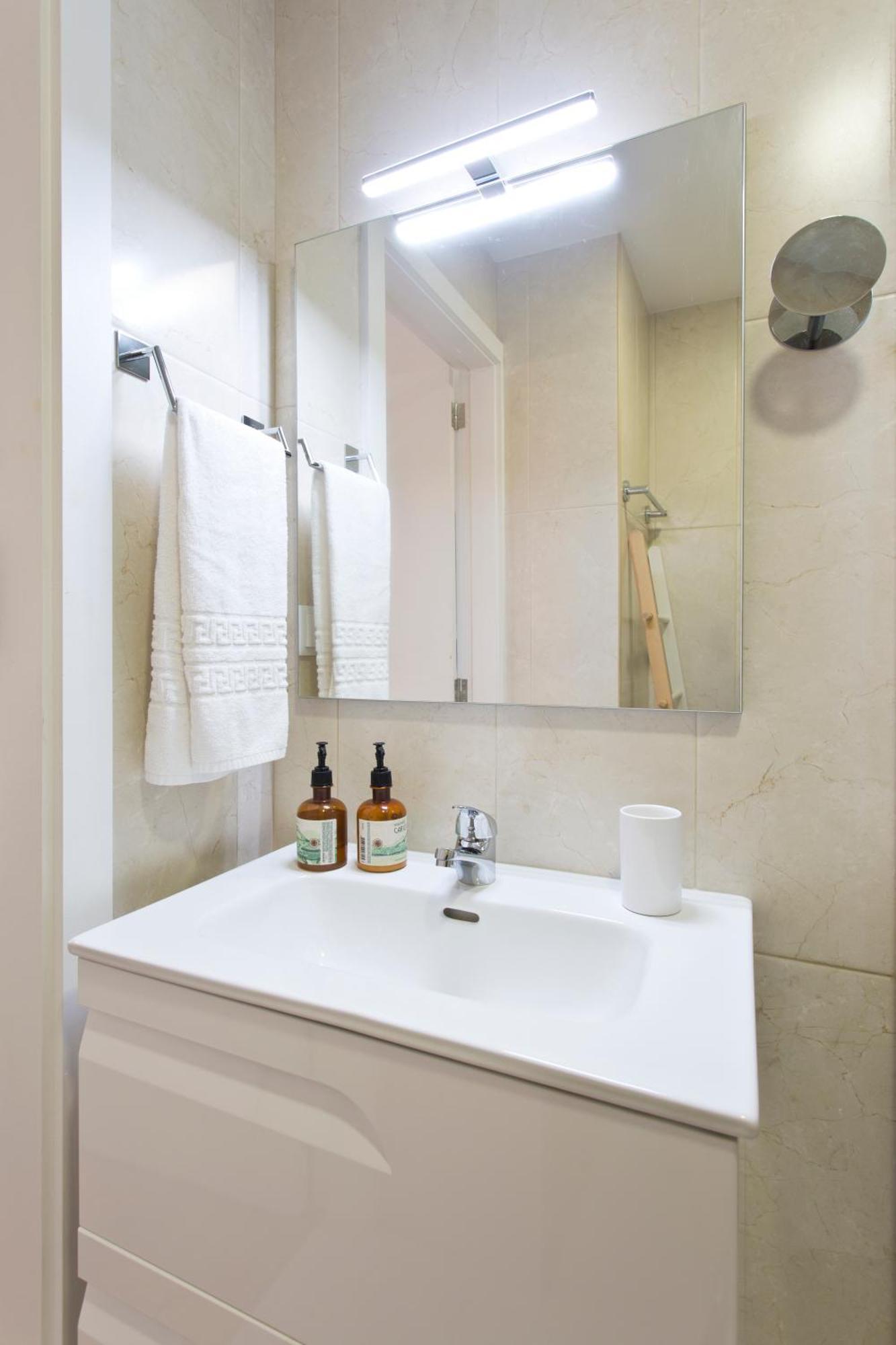 Apartment Casa Roberto - Apartment, Lift, Ac, Car Parking - Extra