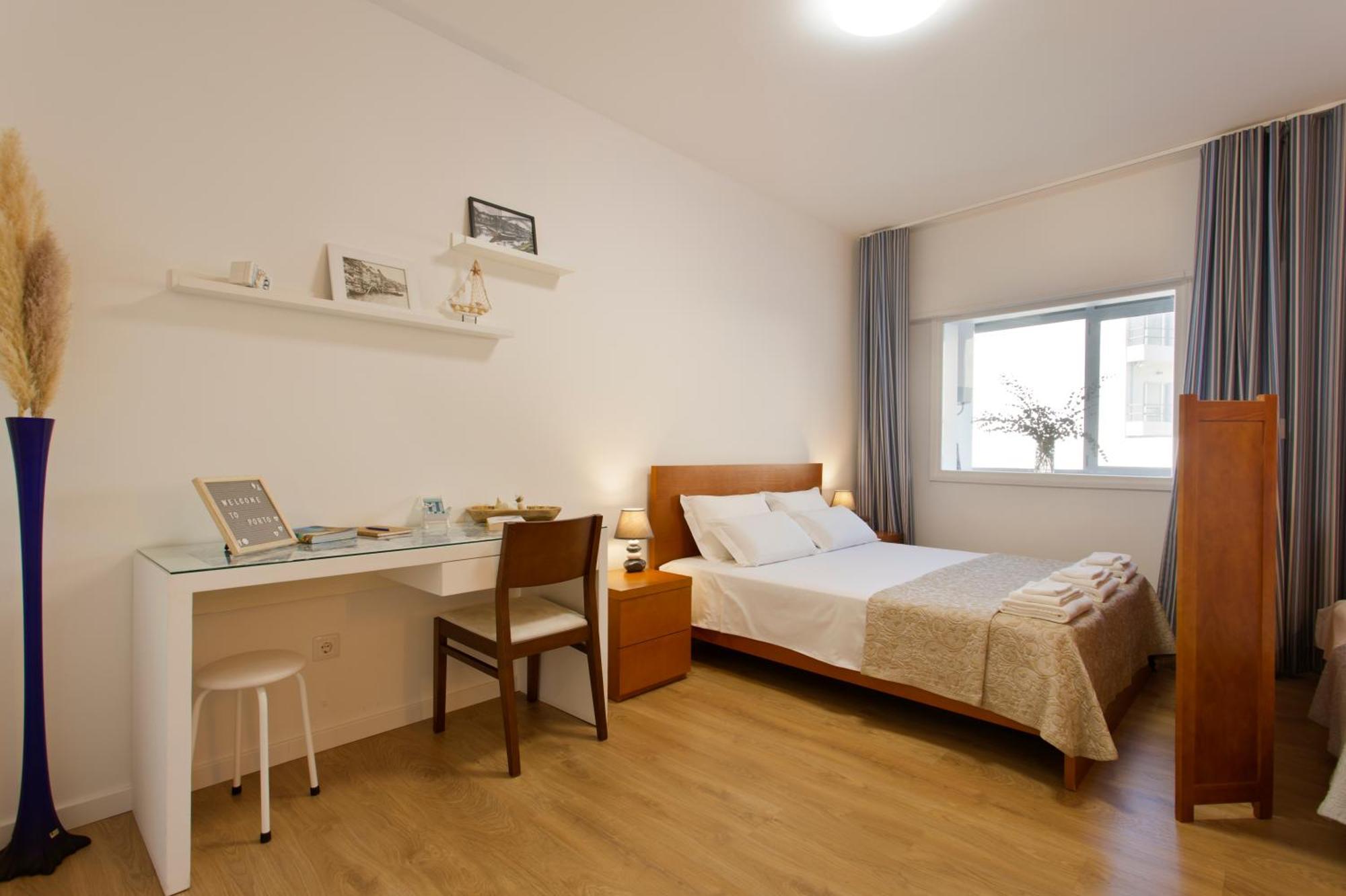 Casa Roberto - Apartment, Lift, Ac, Car Parking - Extra Apartment *