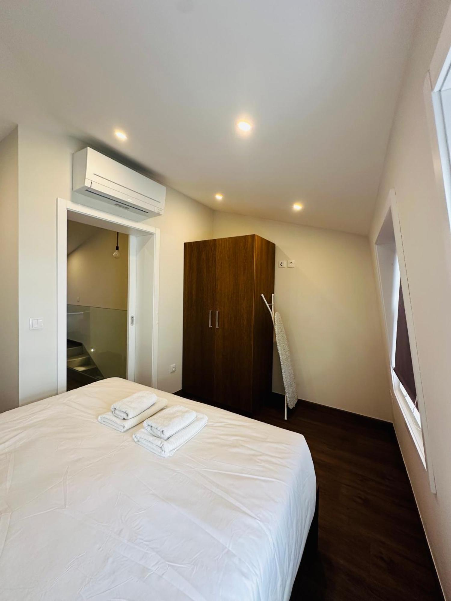 Bridge Apartment *