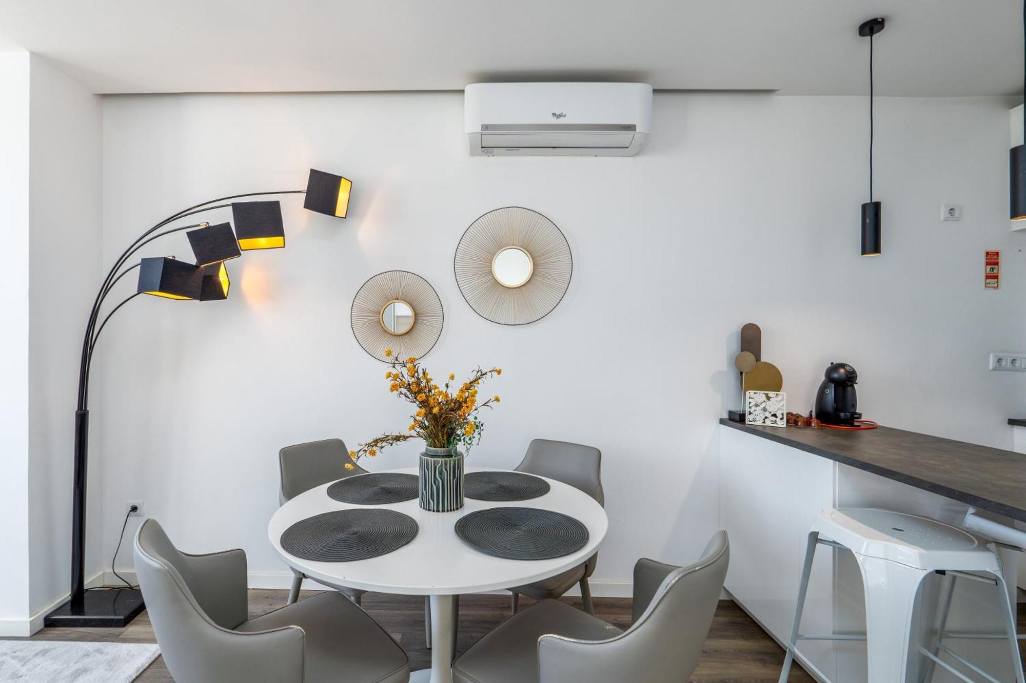 Angel Flats Apartment