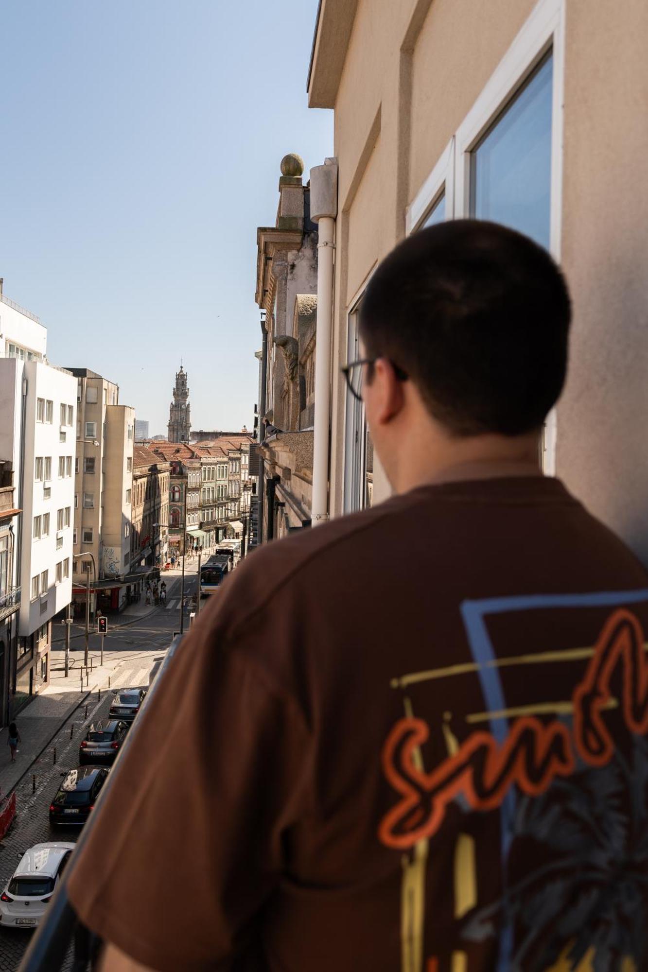 Host Wise - Colorful Bright Flat With Balcony * Porto